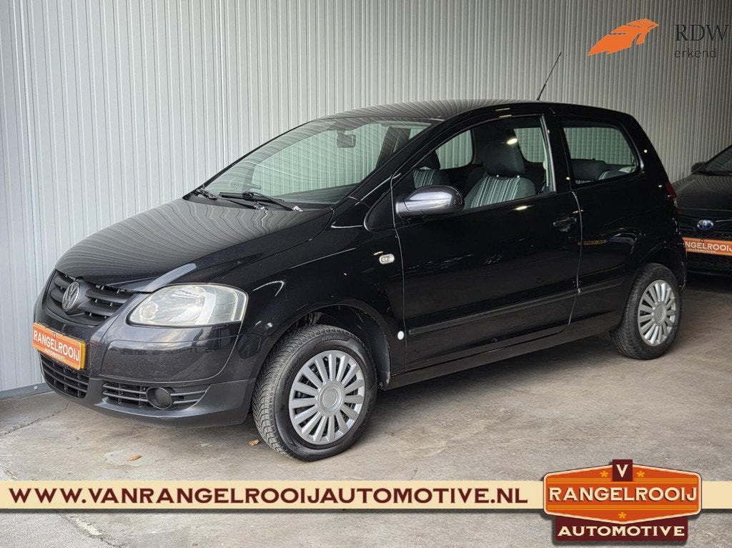 Volkswagen Fox 1.2 Trendline, trekhaak, airco, centr. vergr., Voorwielaandrijving, 969 kg, 4 stoelen, 1198 cc