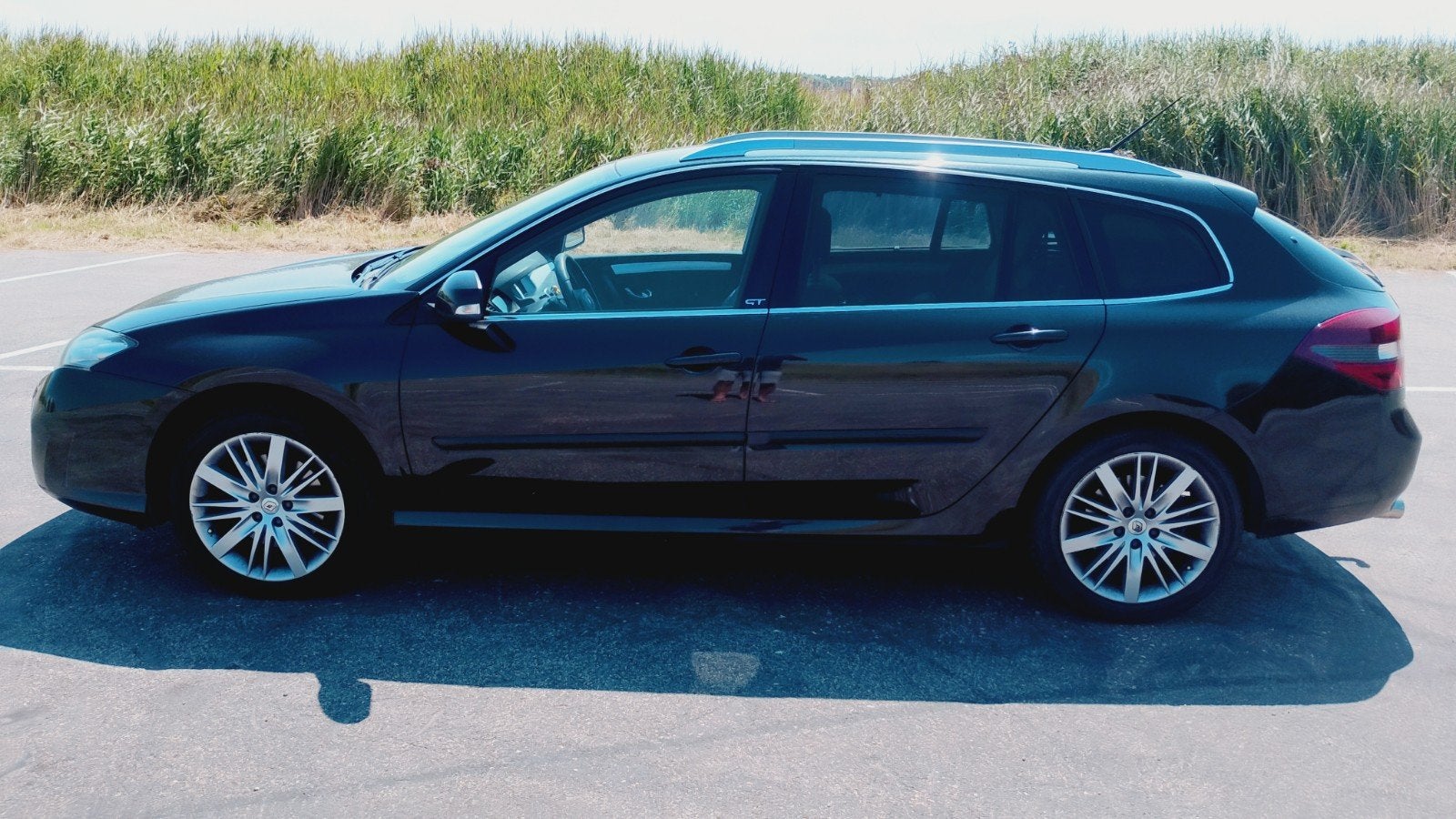 Renault Laguna GT 2.0 2009 Estate - met Dubbelglas en trekha, Ophalen, Gebruikt