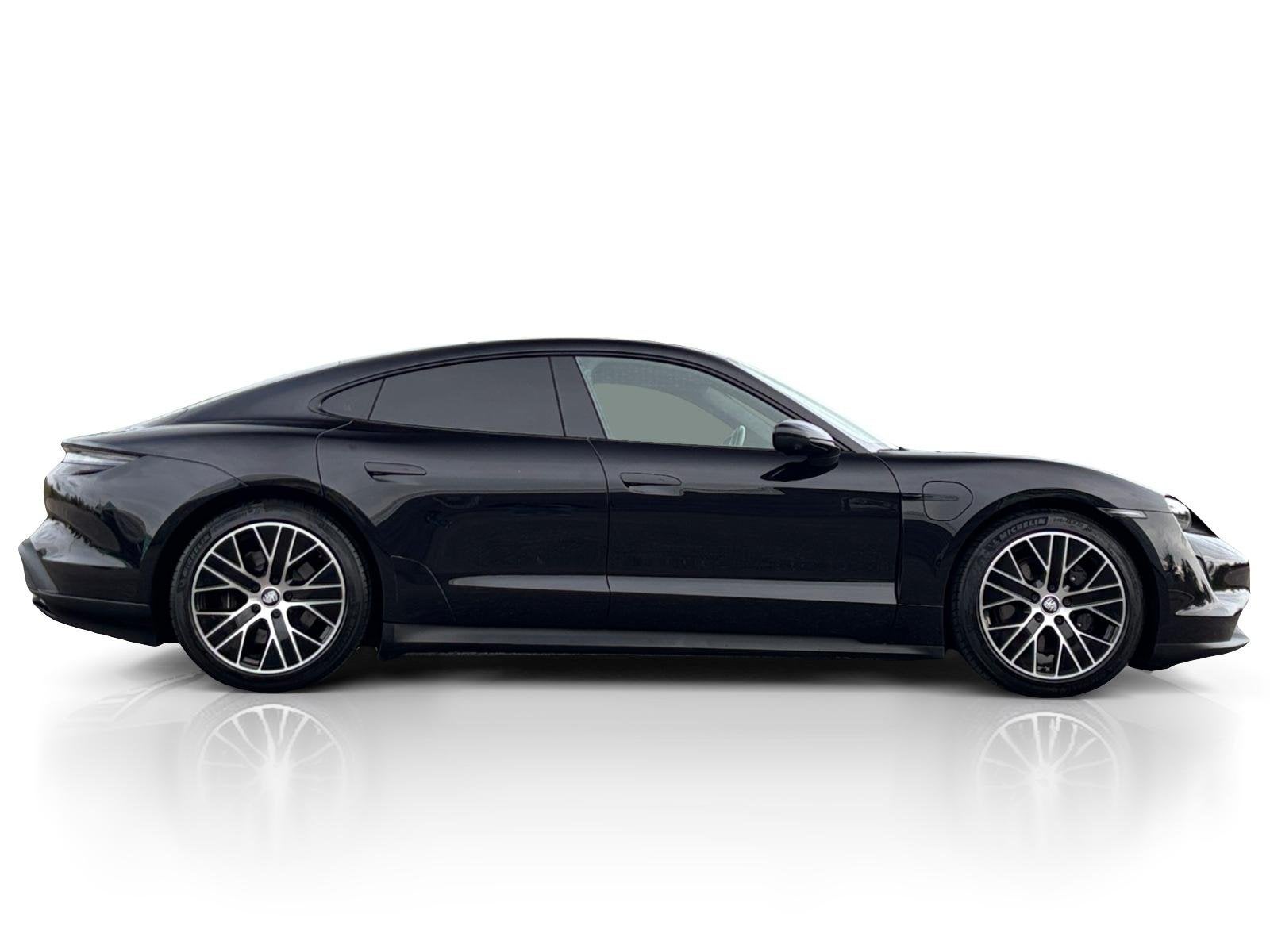 Porsche Taycan Performance 84 kWh ✅ Luchtvering ✅ 360, Auto's, Dealer onderhouden, Achterwielaandrijving, Gebruikt, Zwart
