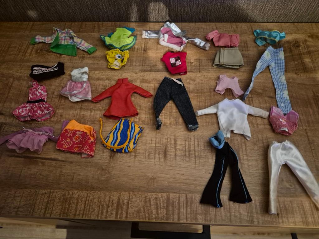 Barbie Skipper kledingVaste prijs €15euro, Verzenden, Barbie