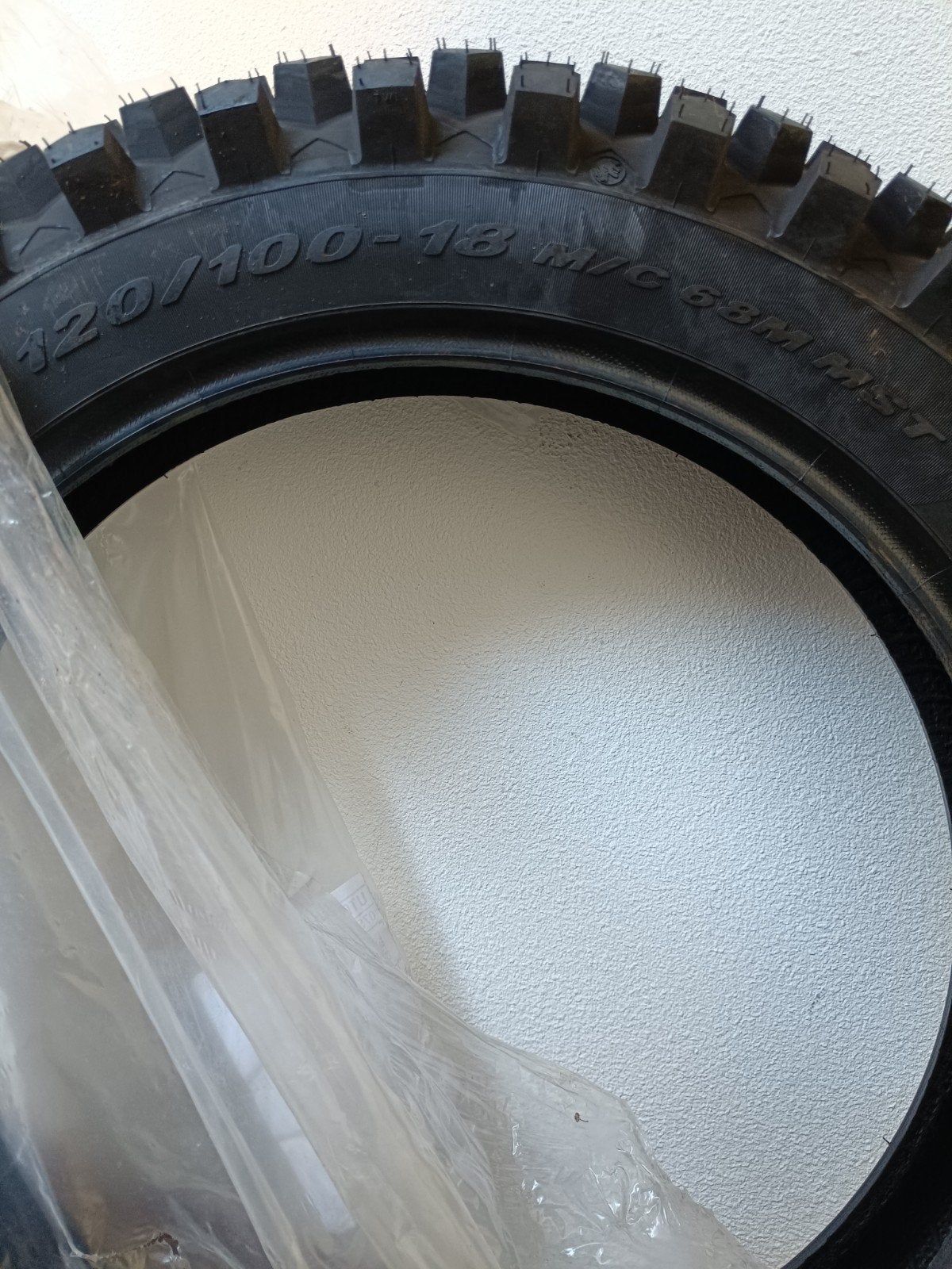 Metzeler MC360 120/100-18 68M MID HARD motorband, 18 inch, Nieuw, Ophalen of Verzenden, All Season