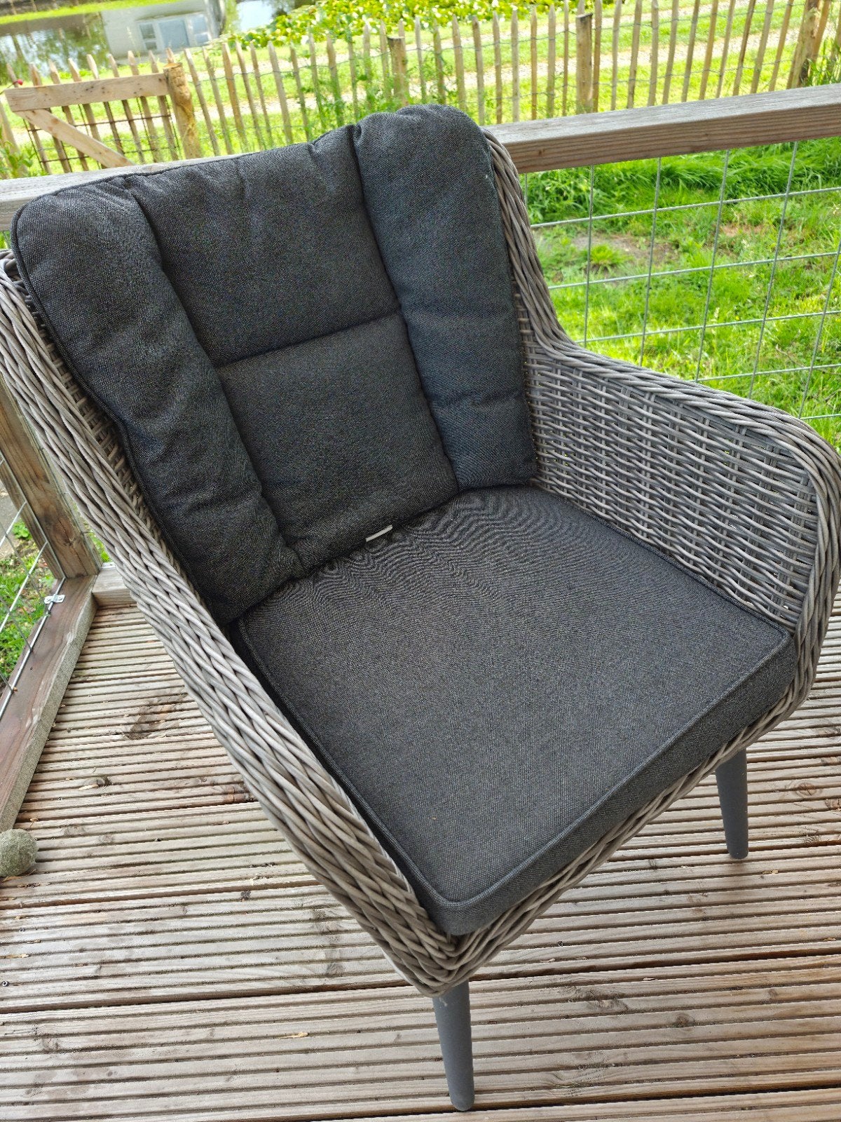 Comfortabele  Tuinstoel met Kussens, Tuin en Terras, Ophalen, Zo goed als nieuw, Wicker