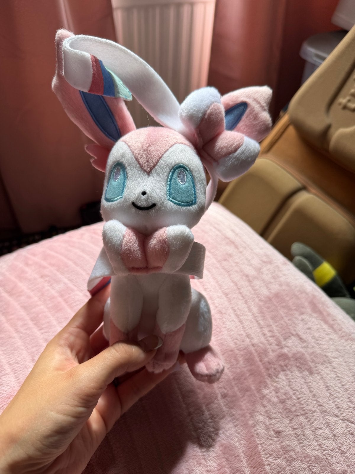 Sylveon Pokémon knuffel van Tomy - Zo goed als nieuw, Overige merken, Overige typen, Ophalen of Verzenden, Pokémon