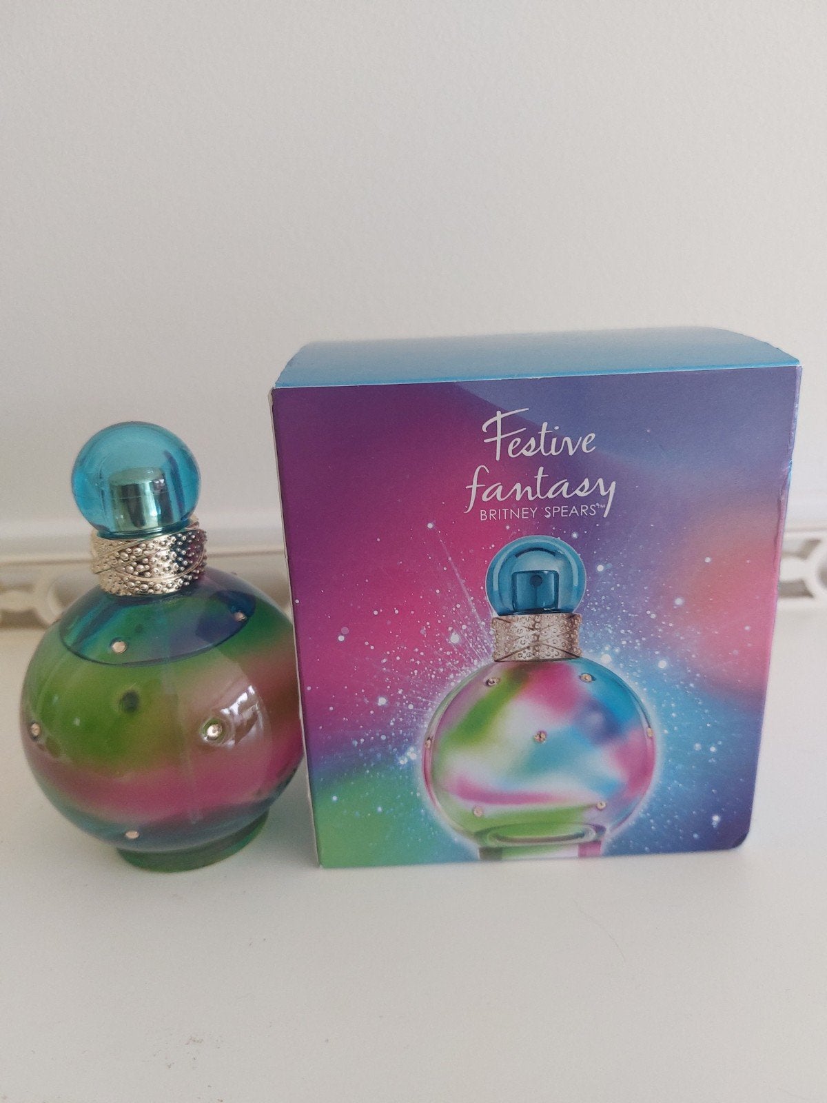 Britney Spears Festive Fantasy Eau de Toilette, Ophalen of Verzenden, Zo goed als nieuw