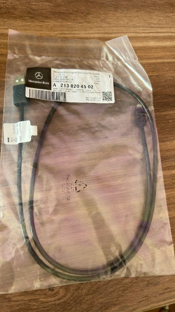 Originele Mercedes-Benz Lightning Kabel | A213 820 45 02, Ophalen, Nieuw, Mercedes-Benz
