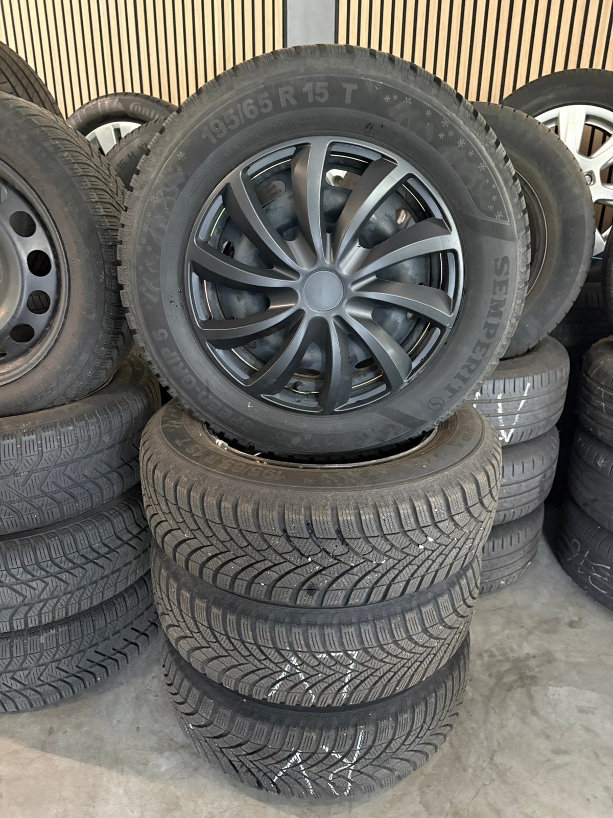 195/65R15 Winterbanden Citroën C3 Peugeot 206 207 208, Auto-onderdelen, Ophalen, Gebruikt, 15 inch, Banden en Velgen