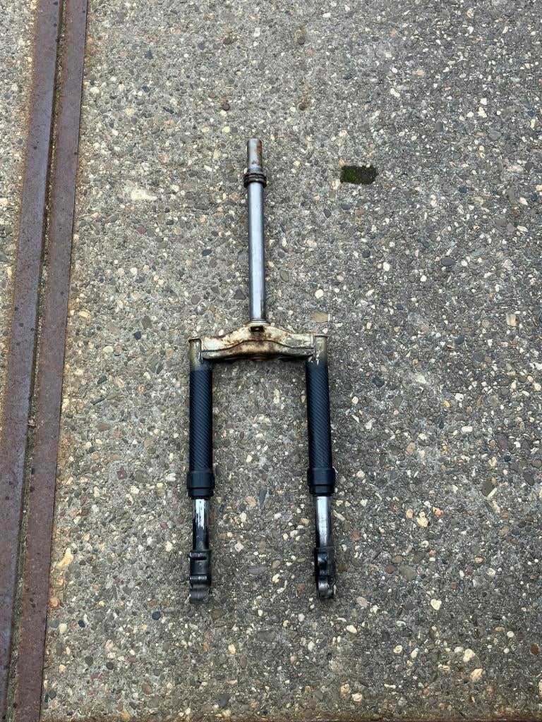MOET WEG! Peugeot vivacity/speedfight/ludix voorvork, Ophalen of Verzenden, Zo goed als nieuw