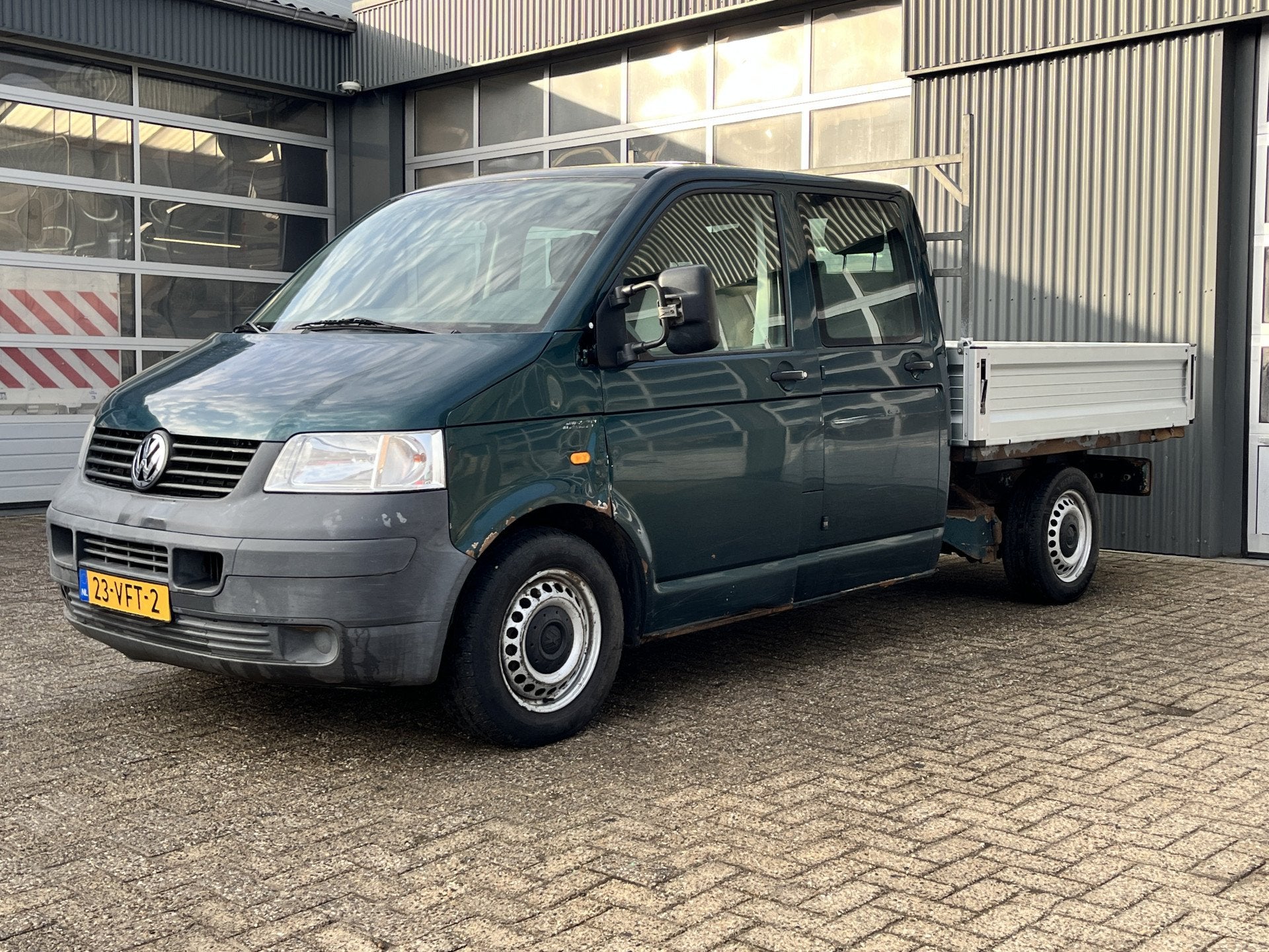 Volkswagen Transporter 2.5 TDI 340 4Motion DC Openlaadbak Pi, Traction-control, Stof, Gebruikt, Zwart