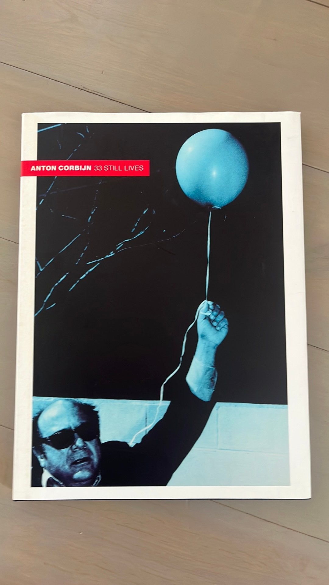 Anton Corbijn  33 still lives hardcover, Ophalen of Verzenden, Gelezen, Fotografen