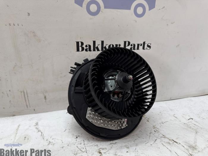 Kachel Ventilatiemotor van een Volkswagen Passat, Gebruikt, -, Volkswagen, -