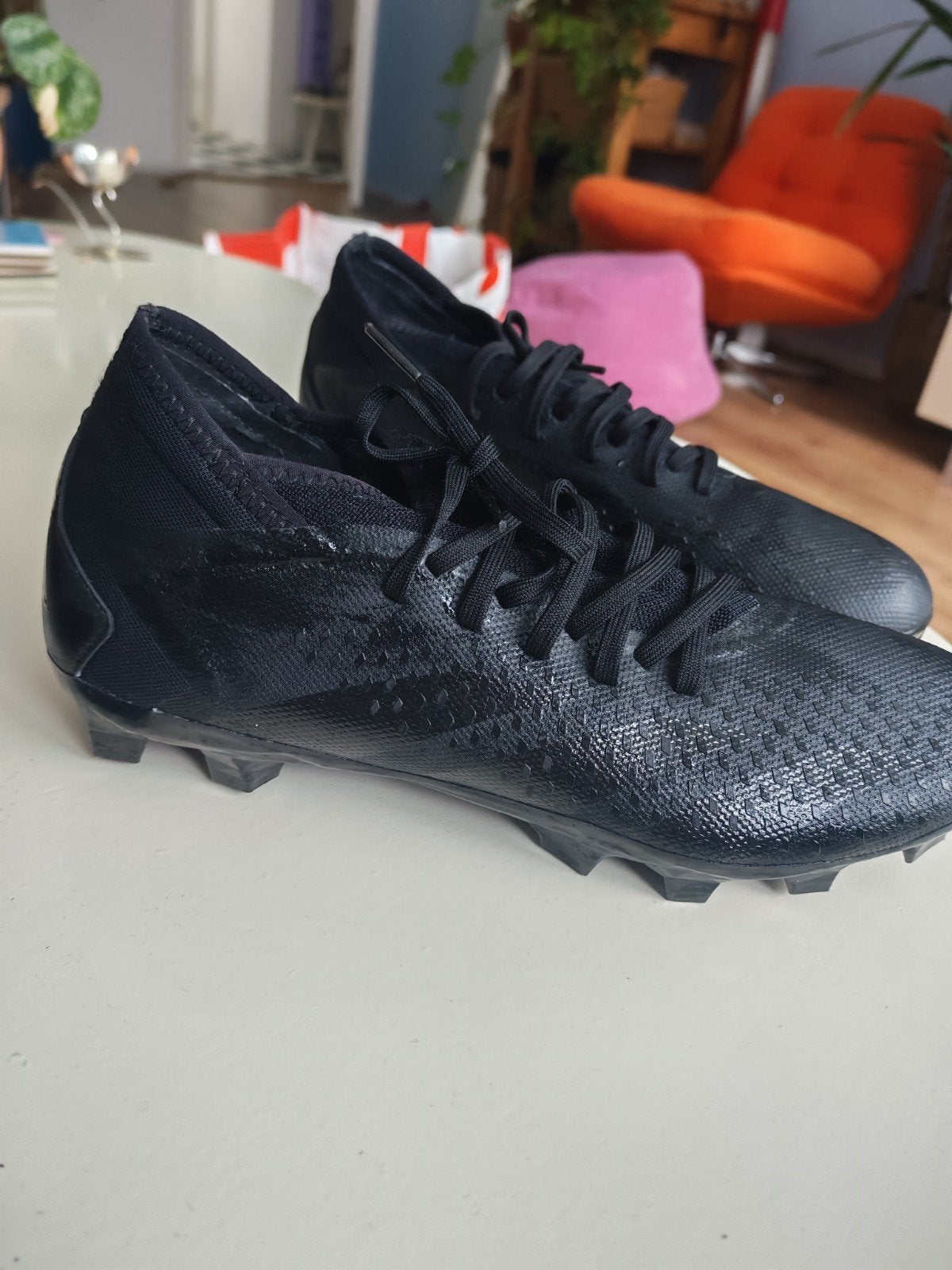 Adidas Predator voetbalschoenen maat 42,5, Sport en Fitness, Voetbal, Maat XS of kleiner, Ophalen of Verzenden, Zo goed als nieuw