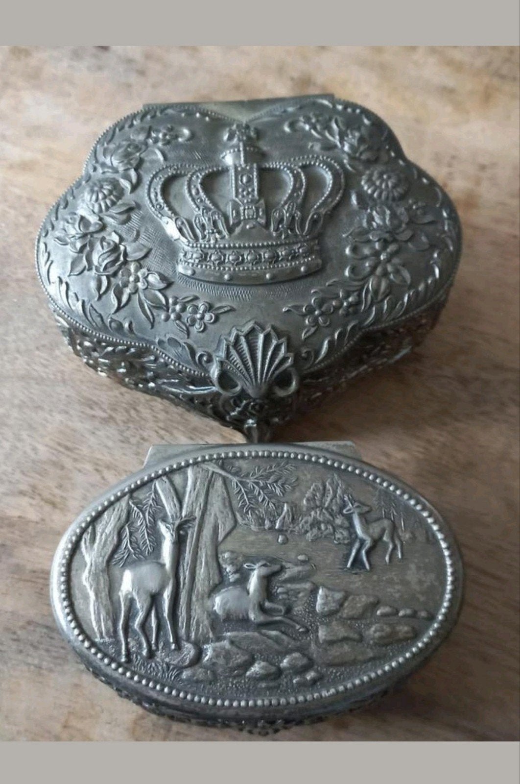 2 Vintage Sieradendoosjes: Kroon & Hert - Metaal & Fluweel, Ophalen of Verzenden