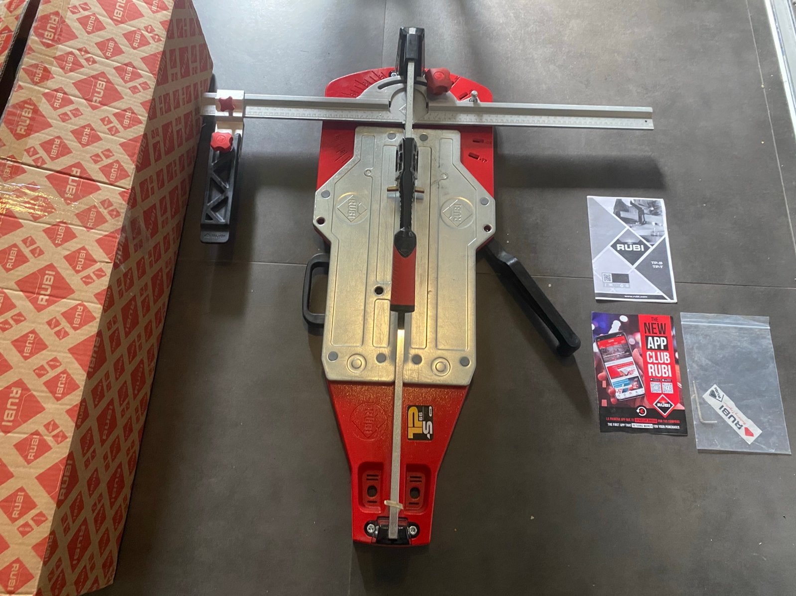 Rubi TP-66-S Tegelsnijder ZGAN, Doe-het-zelf en Verbouw, Gereedschap | Handgereedschap, Ophalen of Verzenden, Zo goed als nieuw