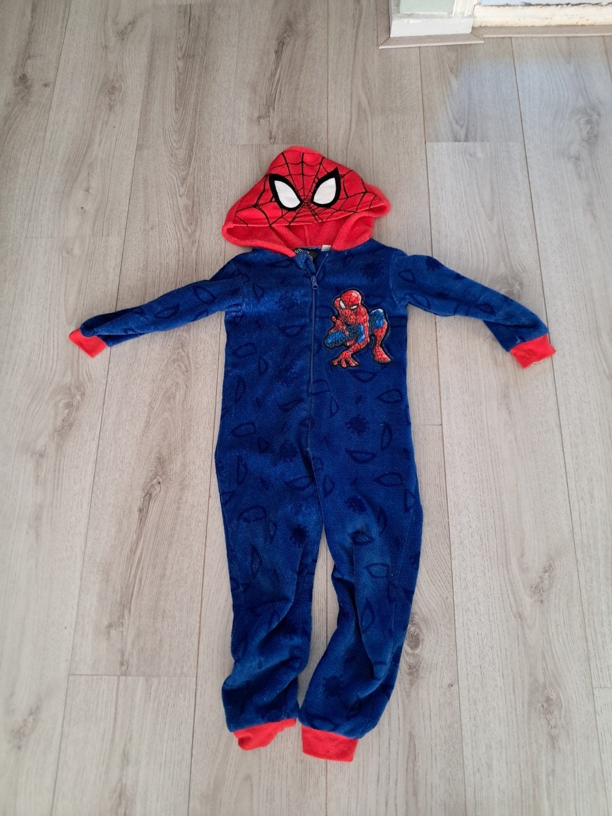 Spiderman Onesie / Pyjama voor Kinderen maat 110/116, Ophalen of Verzenden, Gebruikt, Marvel, Jongen