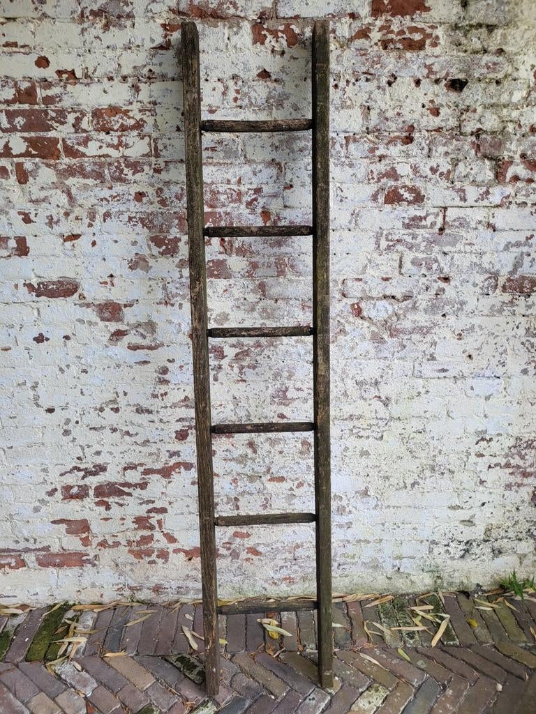 Oude brocante / industriële houten ladder / allegonda, Antiek en Kunst, Ophalen of Verzenden