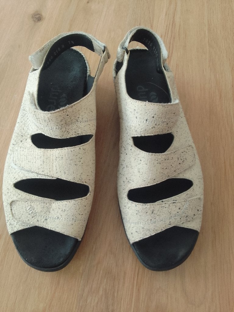 Durea sandalen/schoenen  7,5 of 41, Ophalen of Verzenden, Zo goed als nieuw, Sandalen of Muiltjes