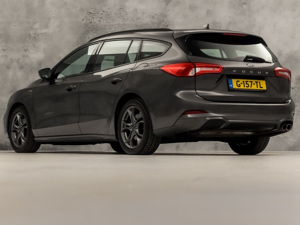 Ford FOCUS Wagon 1.5 EcoBoost ST Line 150Pk Automaat (APPLE, Auto's, Ford, Stof, Lichtsensor, 3 cilinders, 66 €/maand