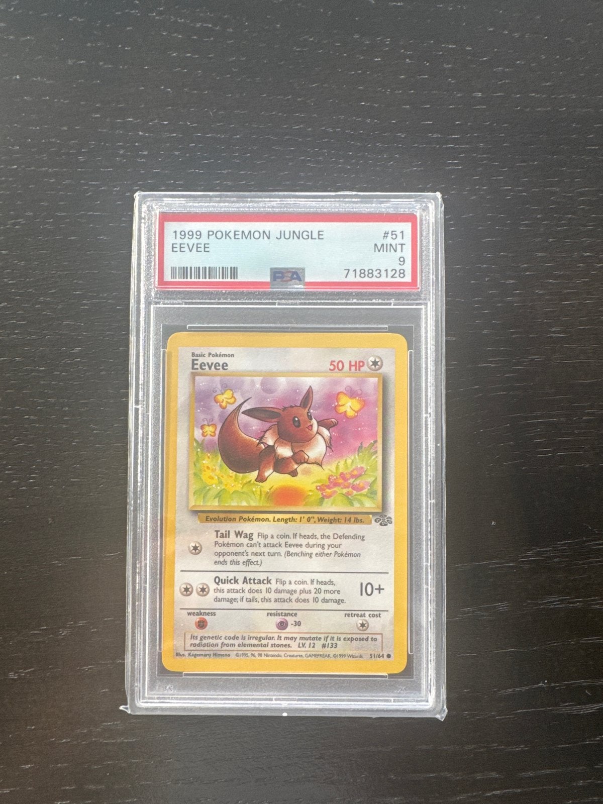 PSA 9 MINT Eevee #51 1999 Pokemon Jungle, Ophalen of Verzenden, Zo goed als nieuw, Losse kaart