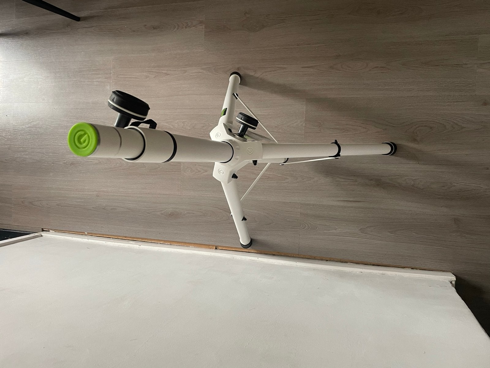 Zo goed als nieuwe IsoVox 2 Vocal Booth met standaard, Ophalen, Zo goed als nieuw, Muziekstandaard, Microfoon