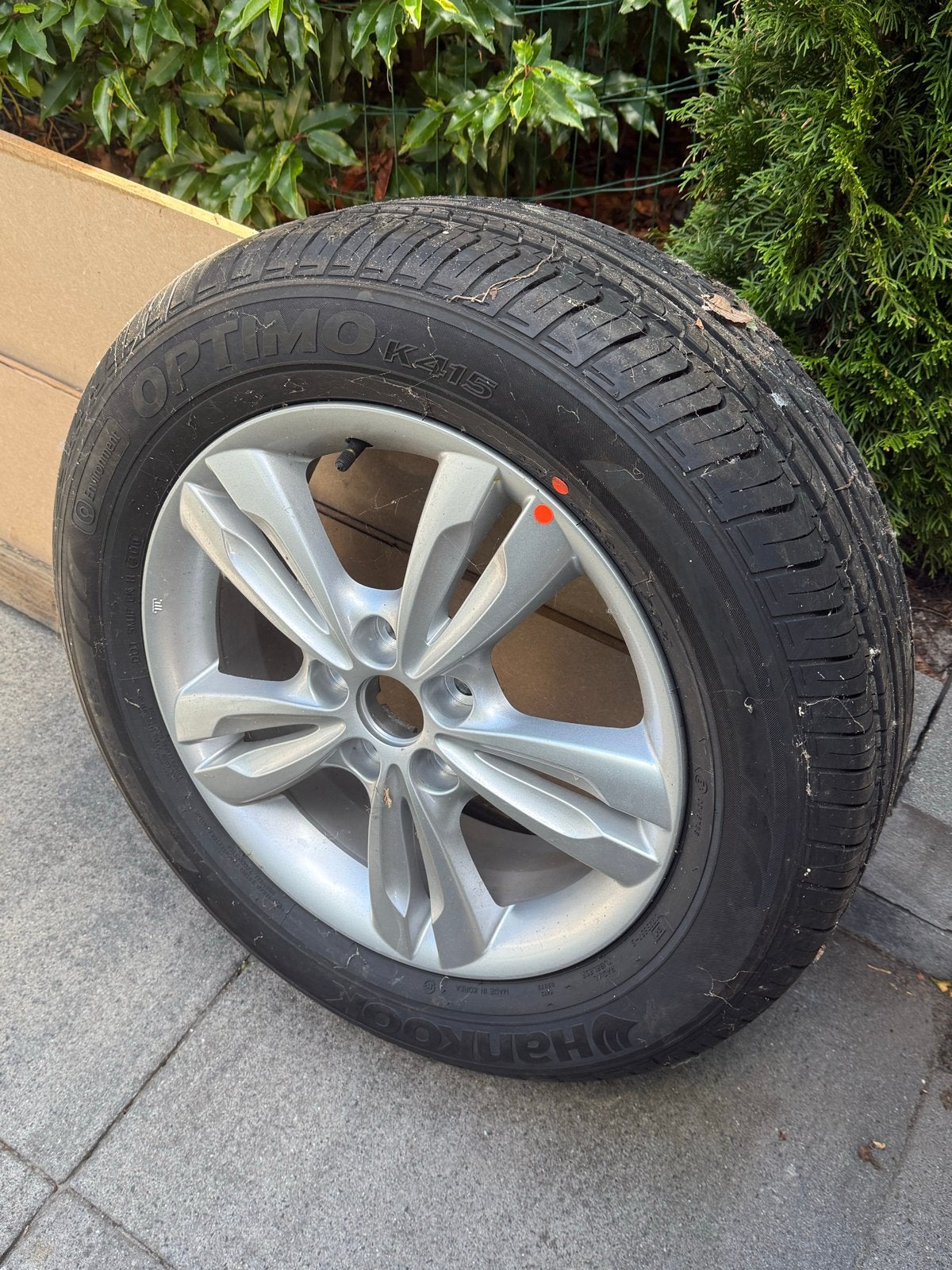 Hyundai velg met band 225/60 R17 99H, Auto diversen, Wieldoppen, Ophalen of Verzenden, Gebruikt
