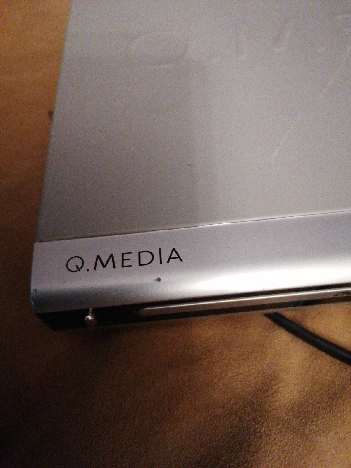 Q.MEDIA DVD/MPEG4/CD/CDR PLAYER - Nog prima!, Ophalen, Gebruikt, Dvd-speler, Overige merken
