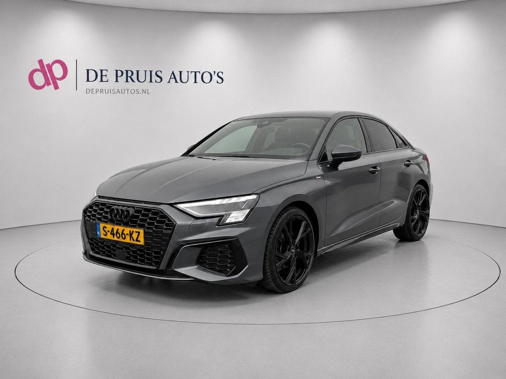 Audi A3 Limousine 35 TFSI S edition S Line Matrix Appconnect, Auto's, 4 cilinders, Leder en Stof, Origineel Nederlands, Bedrijf