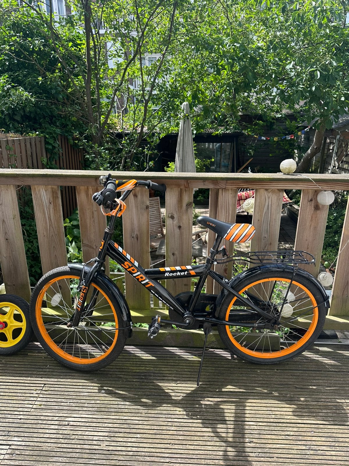 Spirit rocket kinderfiets 20 inch zwart oranje jongensfiets, Fietsen en Brommers, Fietsen | Driewielfietsen, Ophalen, Gebruikt