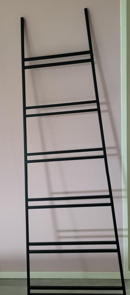 Zwarte decoratieladder, Huis en Inrichting, Ophalen, Zo goed als nieuw