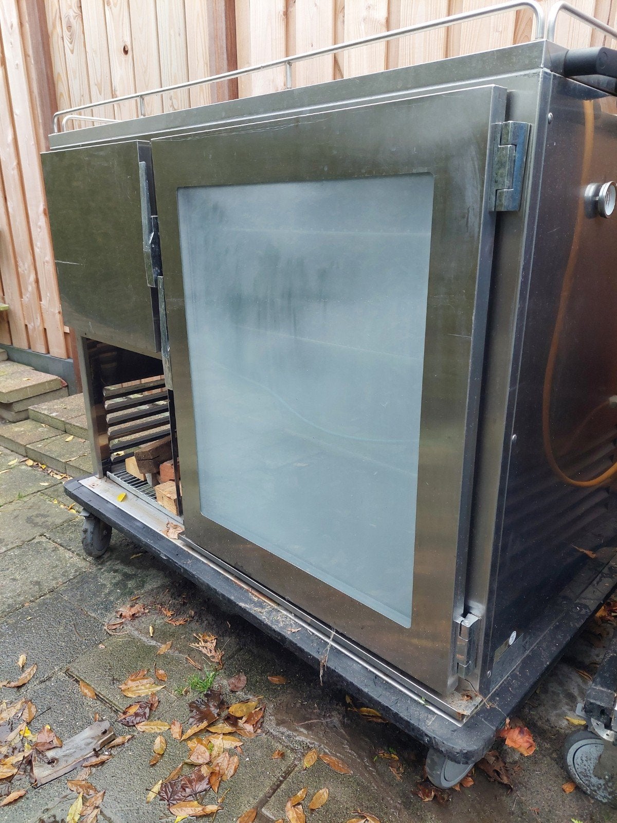 Rookkast, Ophalen, Steen of Klei, Zwart, 15 m² of meer