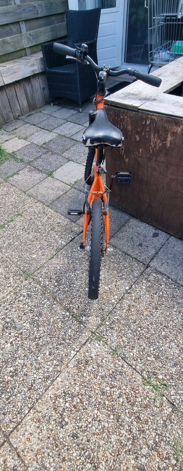 Nevada kinderfiets met lekke en kapot achterband, Fietsen en Brommers, Fietsen | Kinderfietsjes, Ophalen of Verzenden, Gebruikt