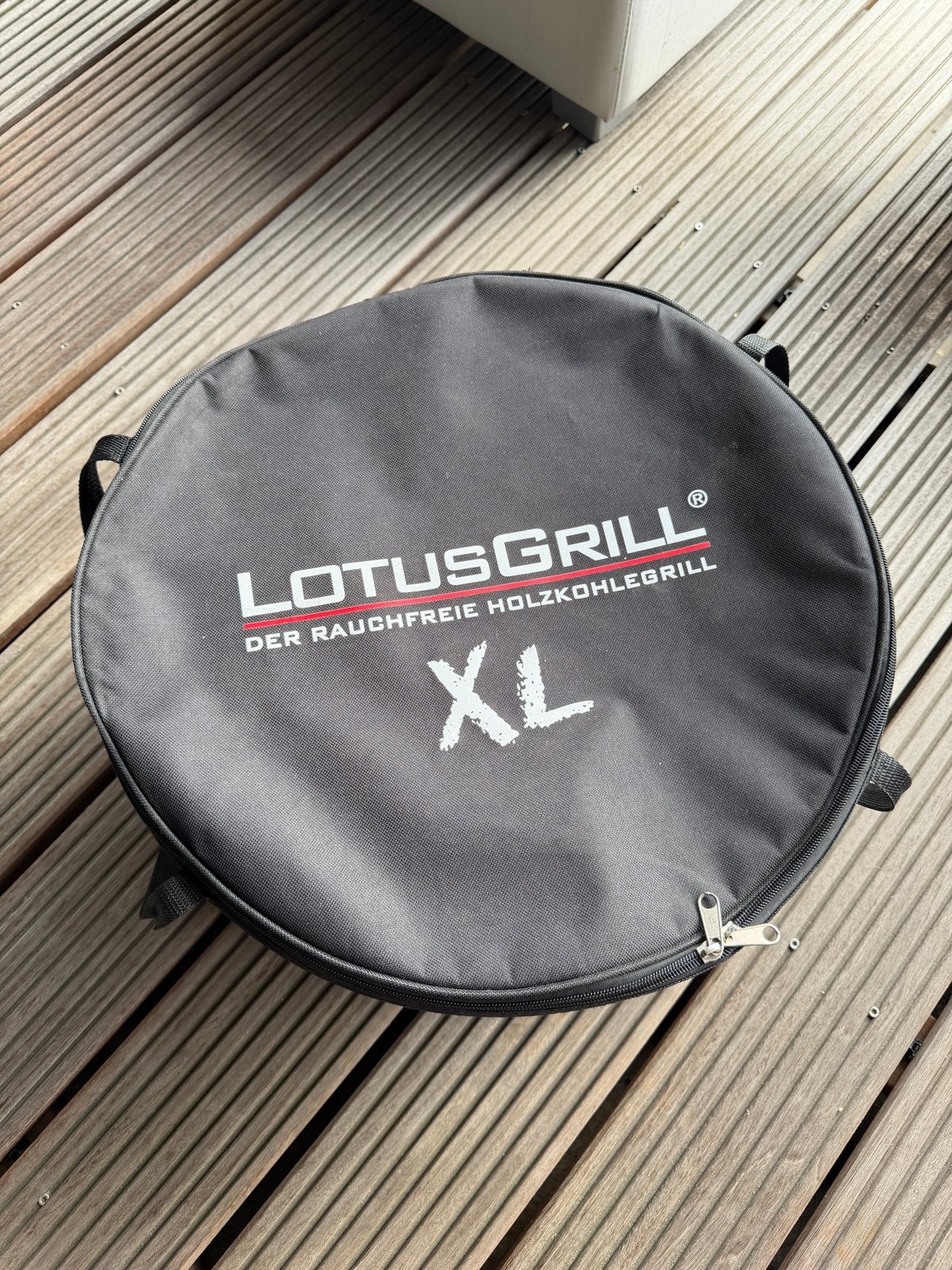 LotusGrill XL Houtskoolbarbecue - Draagbaar en Rookvrij, Tuin en Terras, Houtskoolbarbecues, Ophalen, Zo goed als nieuw, Met accessoires