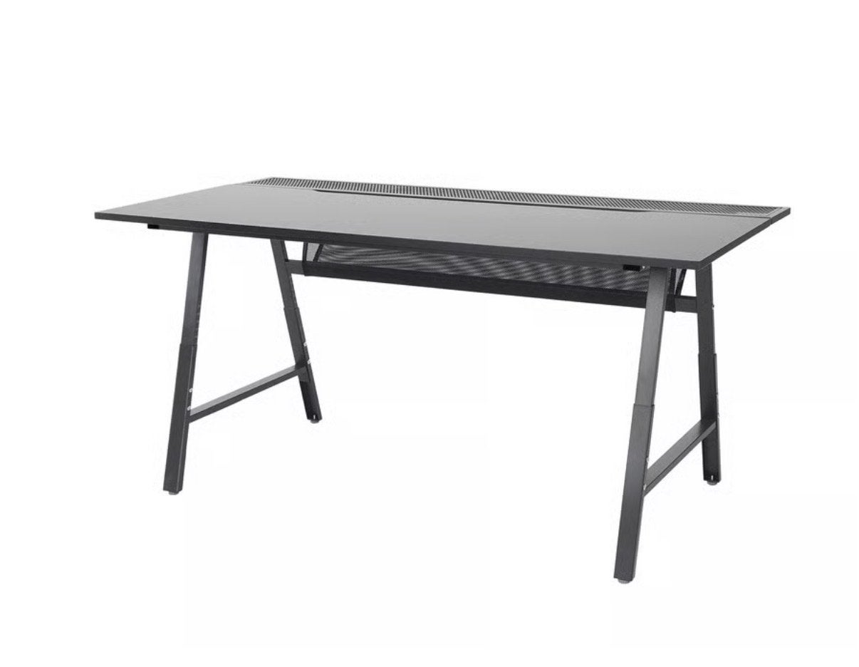 IKEA Gaming Bureau - Zo goed als nieuw, gedemonteerd, Ophalen, Zo goed als nieuw, IKEA, Gamingbureau