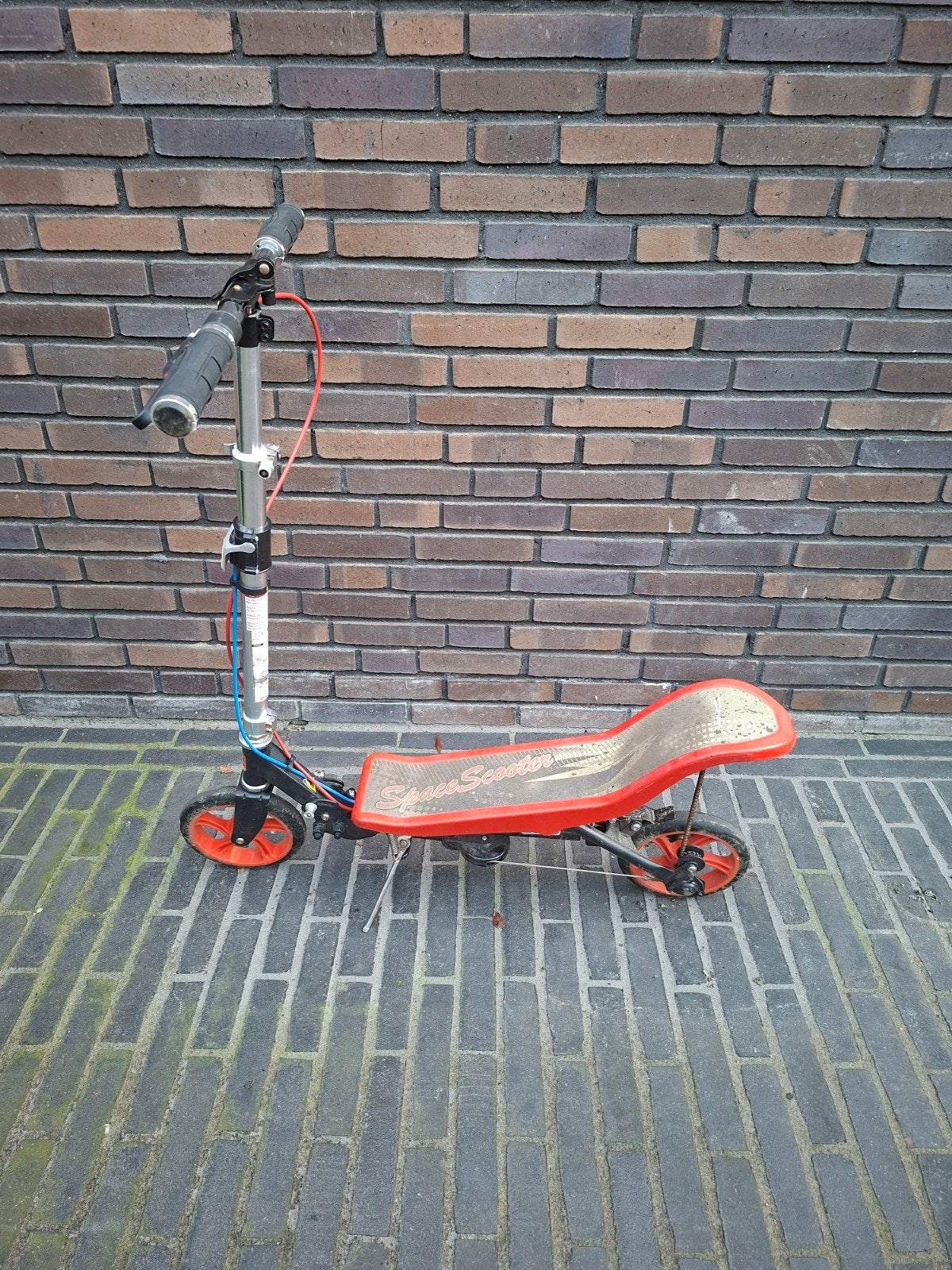 Space Scooter step - Rood, Ophalen, Zo goed als nieuw, Gewone step
