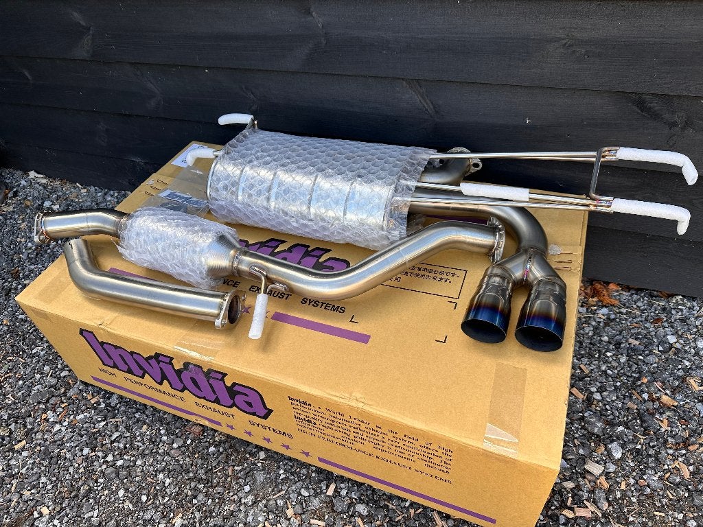 Invidia Q300 Catback uitlaatsysteem - Mx5 Mx-5 ND 1.5 2.0, Auto diversen, Tuning en Styling, Ophalen of Verzenden
