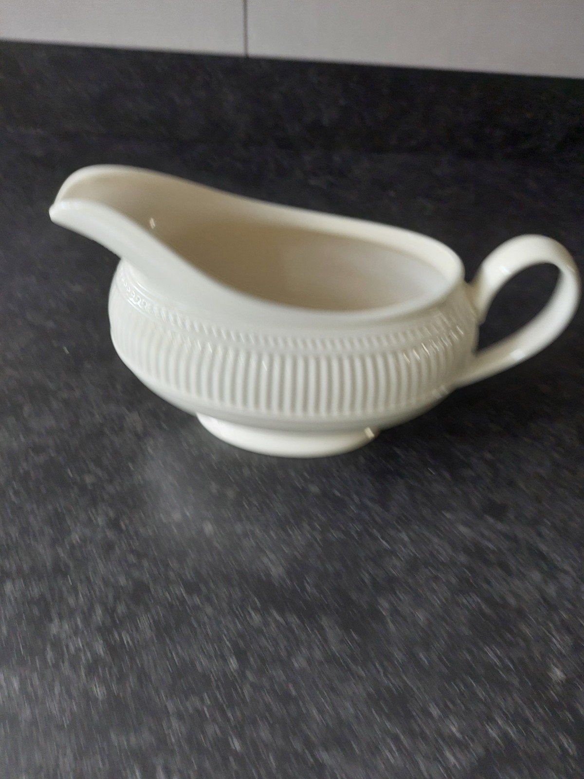 Jus/ Sauskom Wedgewood Winsor, Ophalen of Verzenden, Zo goed als nieuw, Aardewerk, Kom(men)