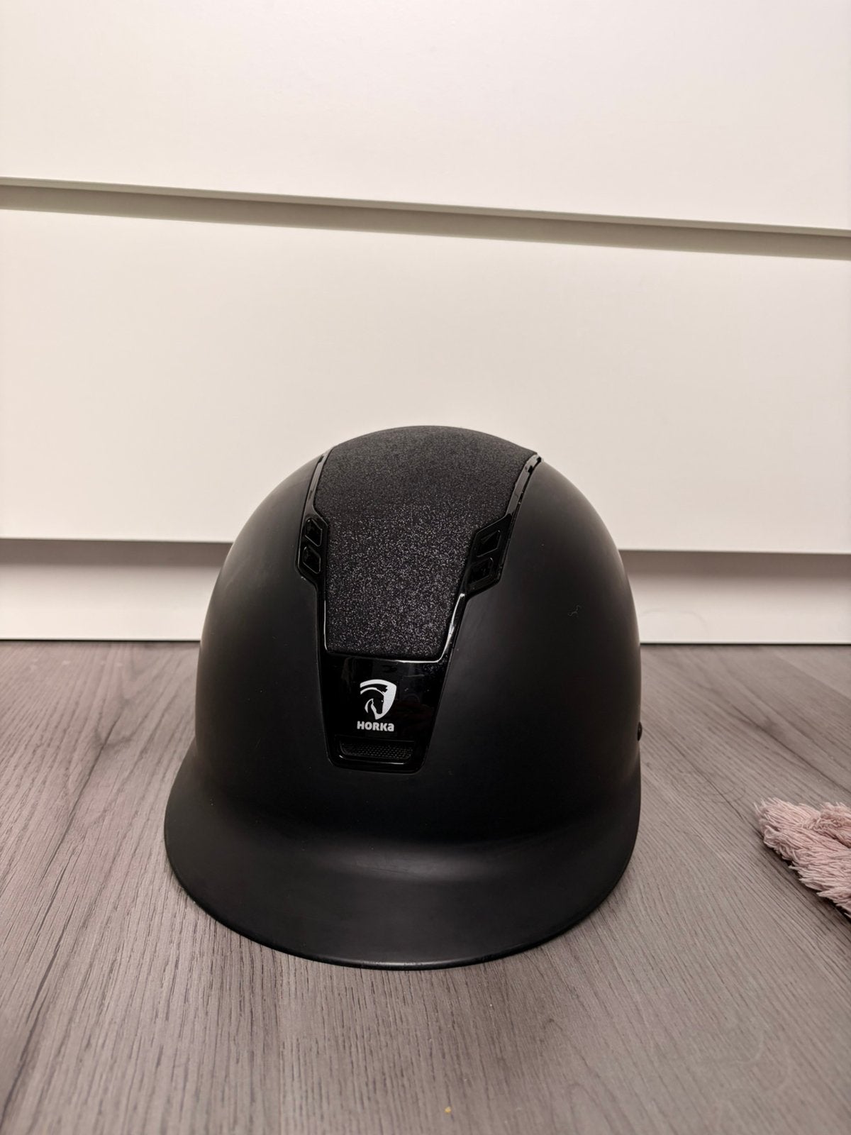 Horka cap glitters, Dieren en Toebehoren, Ophalen of Verzenden, Zo goed als nieuw, Rijhelm/cap, Zwart