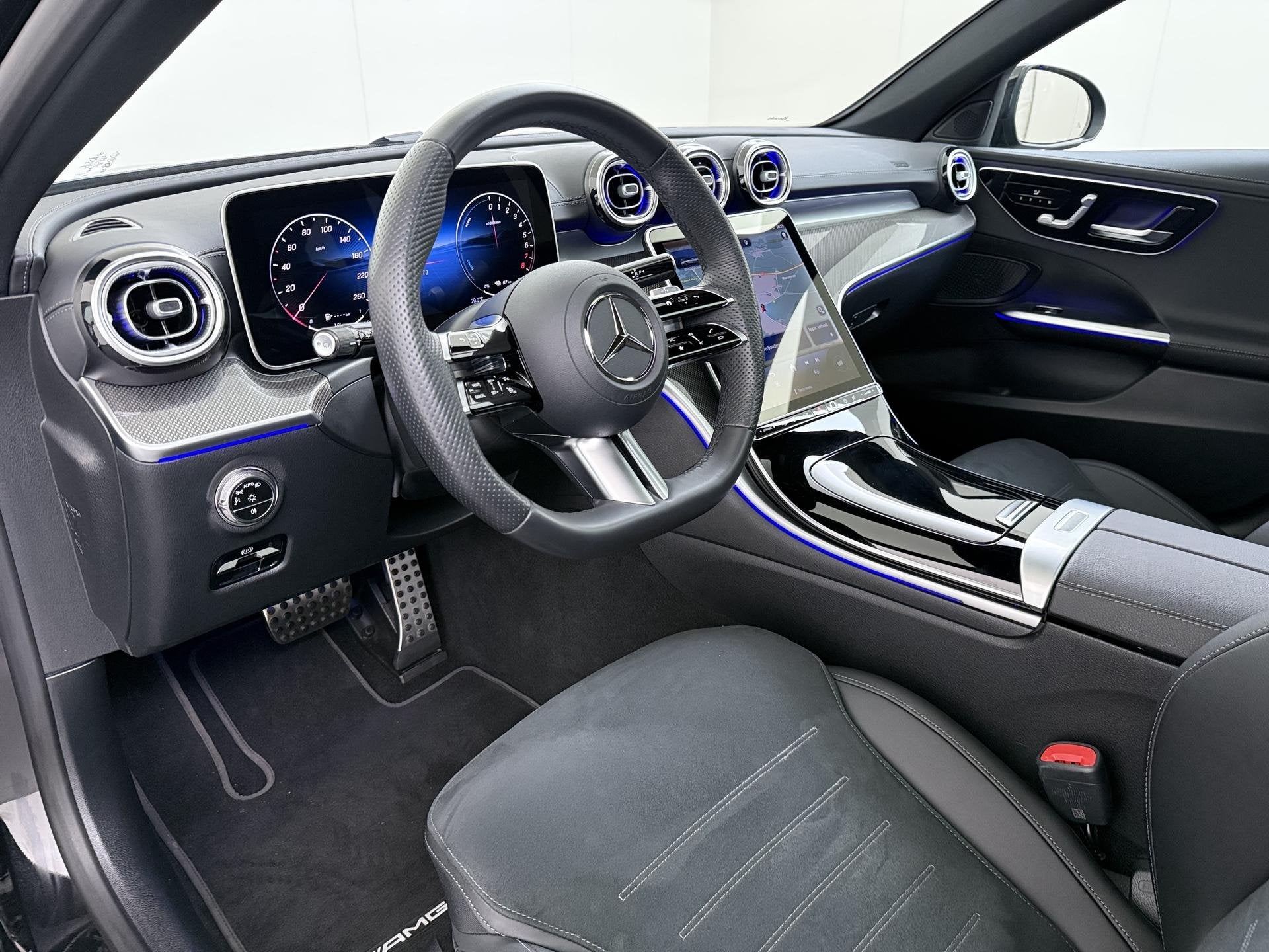 Mercedes-Benz C-klasse Estate 300 e Business Solution AMG |, Automaat, Achterwielaandrijving, 4 cilinders, 2020 kg