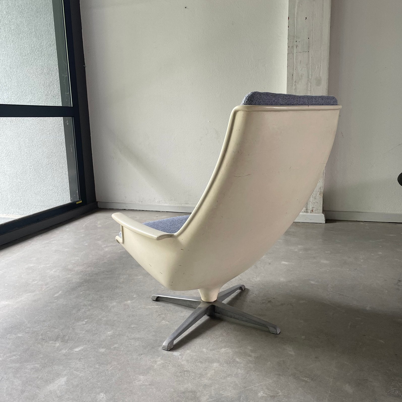 Planet tellus fauteuil space age jaren 60 maharam stof nieuw, Huis en Inrichting, Fauteuils, Ophalen, ., 2de hands, 75 tot 100 cm