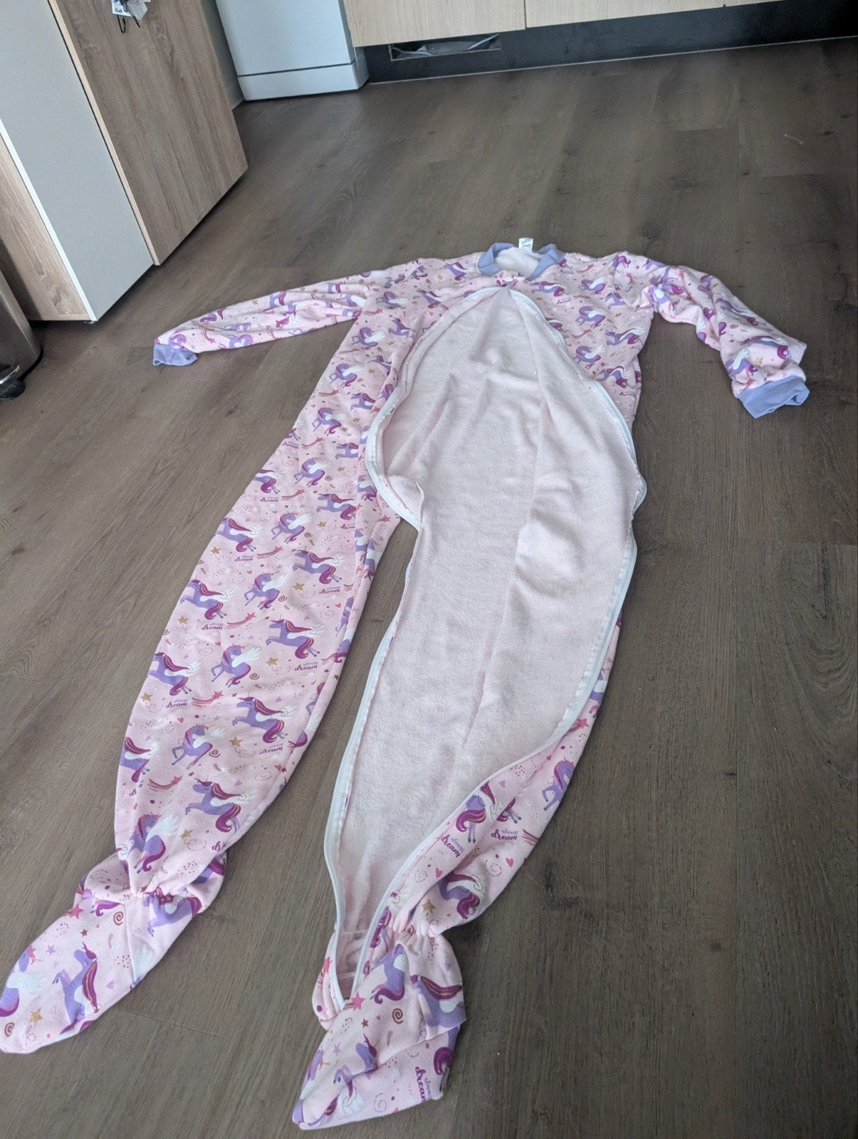 Snugglezz Eenhoorn Onesie XXL/XXXL-Large, Snugglezz, Ophalen of Verzenden, Zo goed als nieuw, Maat 46/48 (XL) of groter
