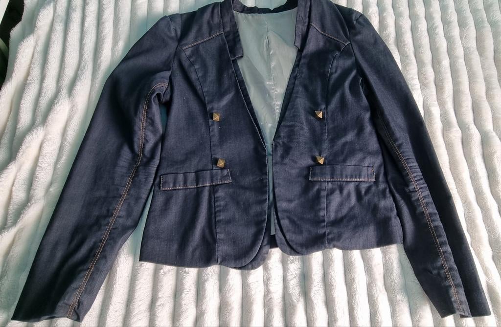 Donkerblauwe spijkerblazer met gouden details, Maat 38/40 (M), Blauw, Ophalen of Verzenden, Onbekend
