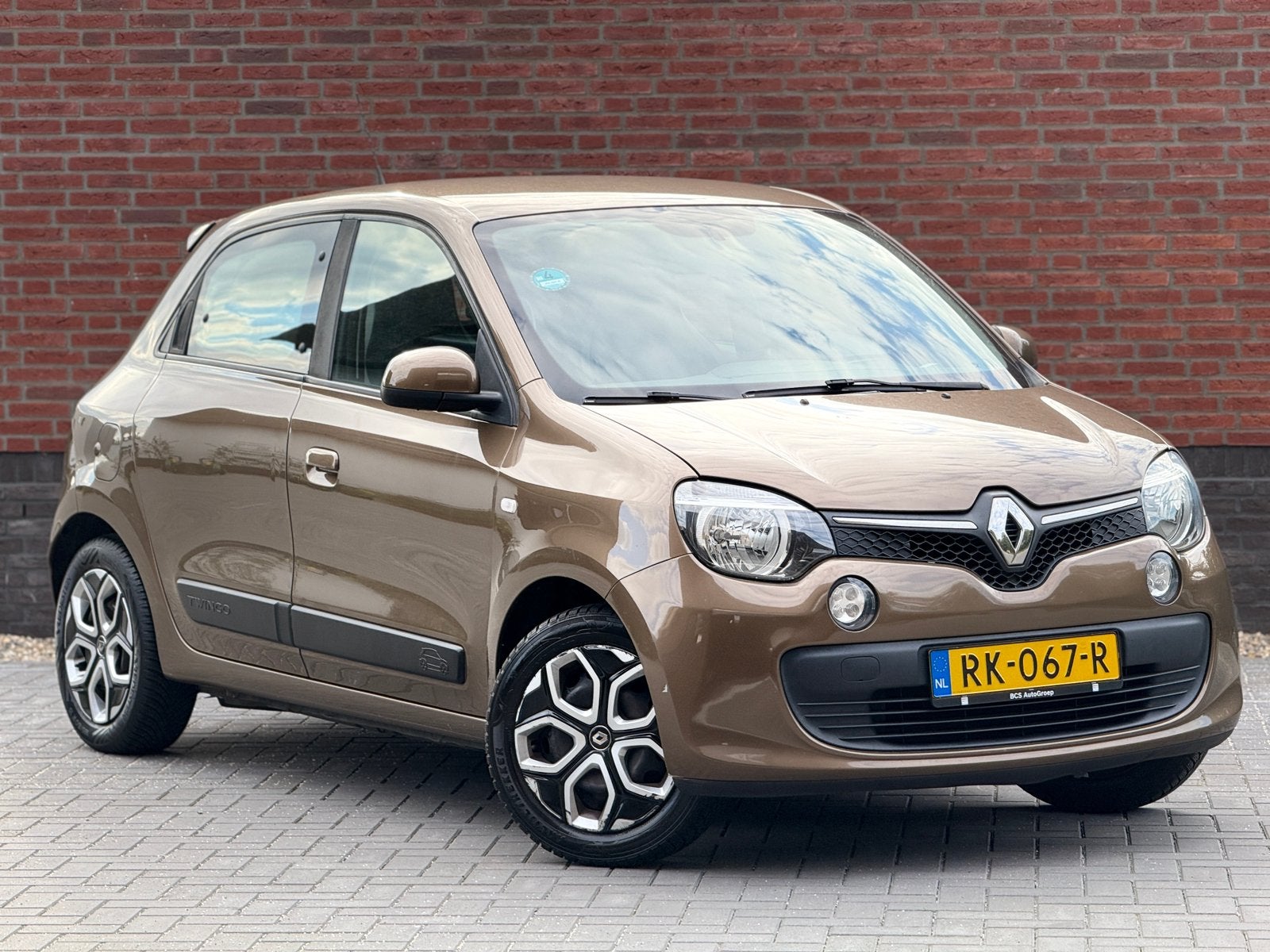 Renault Twingo 1.0 SCe Collection  2016 NwAPK Airco Netjes, Auto's, Metallic lak, Bruin, 4 stoelen, Bedrijf