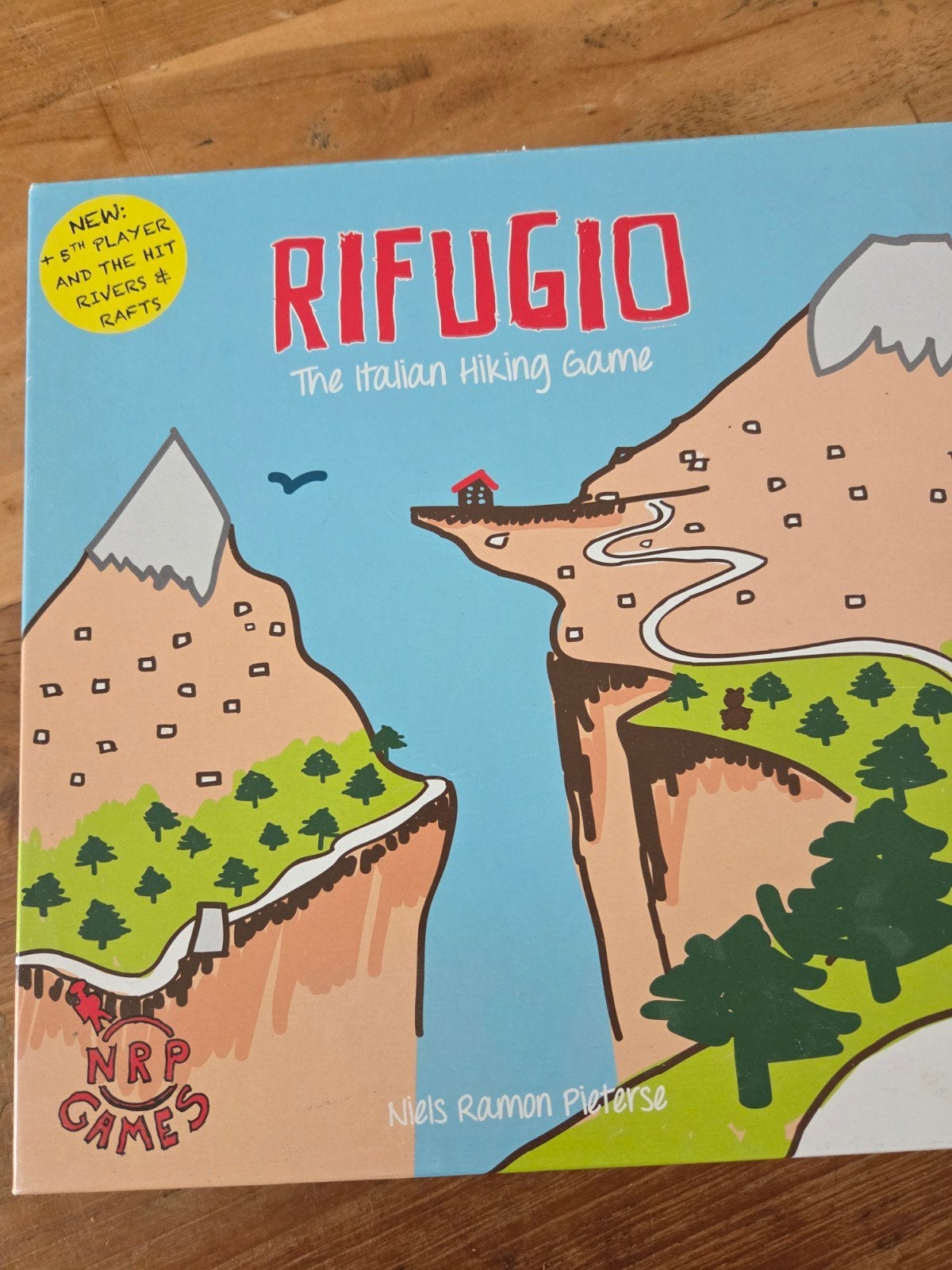 Rifugio: The Italian Hiking Game - Zo goed als nieuw, Drie of vier spelers, Ophalen of Verzenden, Zo goed als nieuw, NRP Games