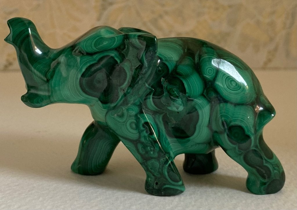 Edelsteen malachiet beeld van een olifant 7,5 x 4,4 x 2,5 cm, Ophalen of Verzenden