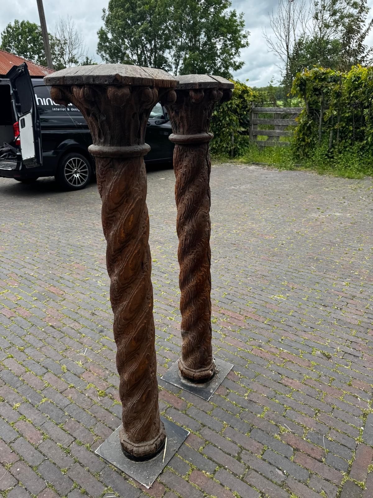 Prachtig paar antieke 19e-eeuwse getordeerde kolommen, Ophalen