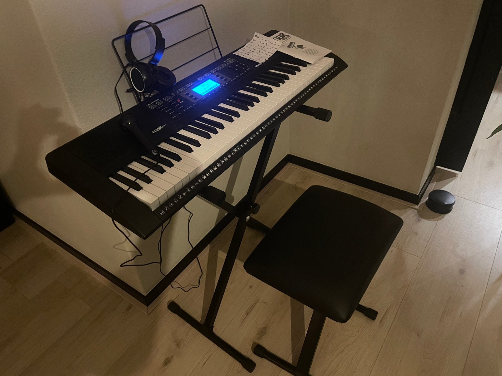 MAX Rhapsody61 Electronic Keyboard, Ophalen of Verzenden, Zo goed als nieuw, 61 toetsen, Overige merken