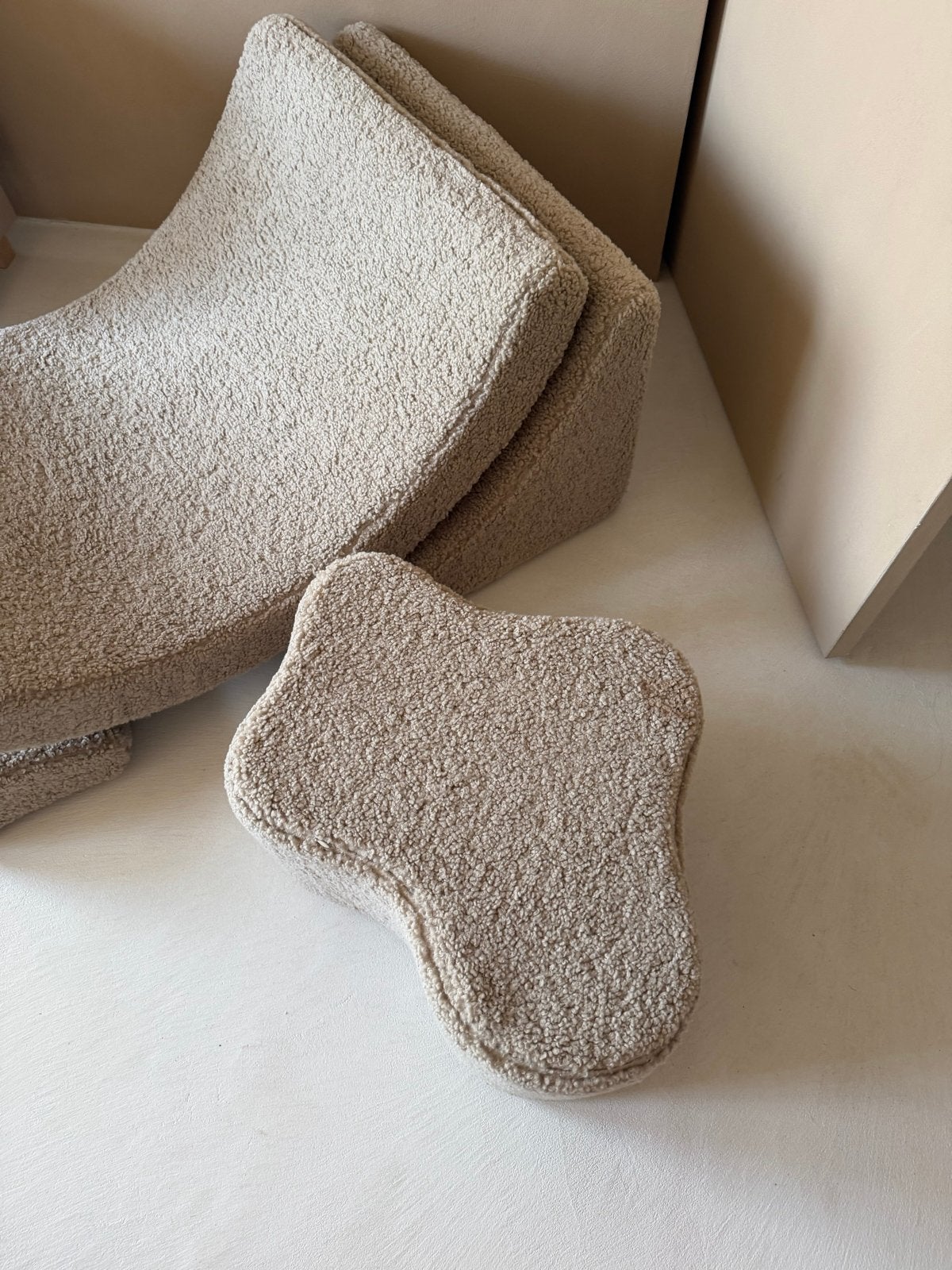 Wigiwama Biscuit Cloud Pouffe - Nieuw 2 stuks, Ophalen of Verzenden, Nieuw, Overige typen