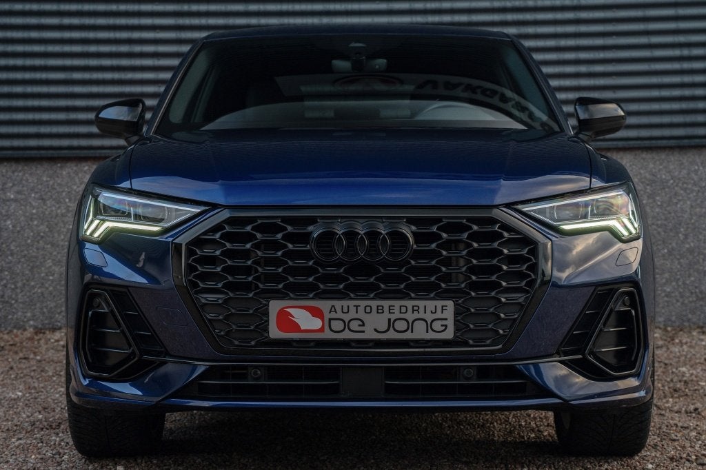 Audi Q3 Sportback 45 TFSIe 245PK 2XS-Line | Trekhaak | Memor, Auto's, Audi, Gebruikt, Blauw, Hybride Elektrisch/Benzine, 13 kWh