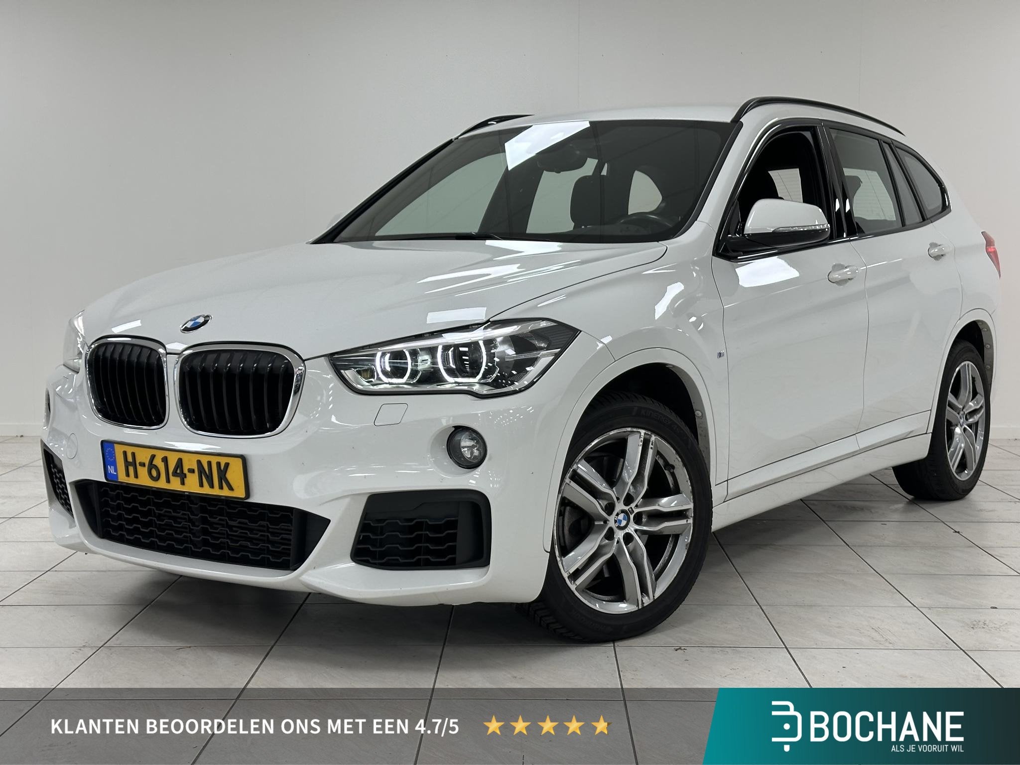 BMW X1 sDrive20i High Executive AFNEEMBARE TREKHAAK | STOELV, Auto's, 1998 cc, Met garantie (alle), Alcantara, Wit