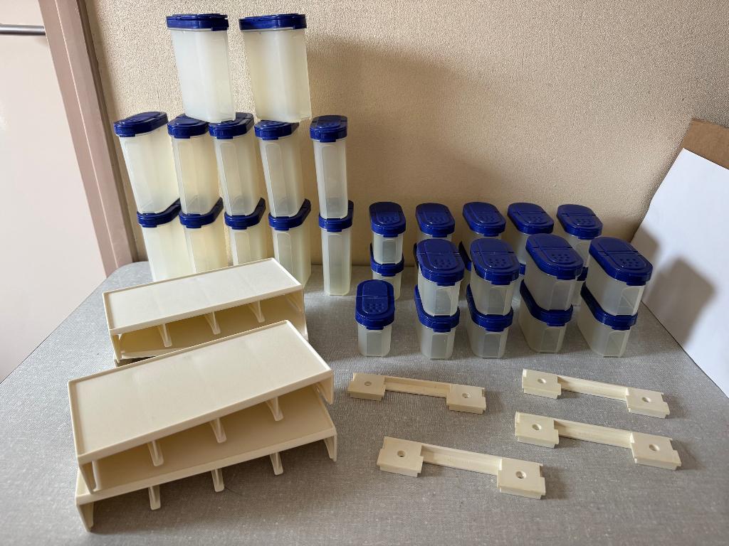Veel kruidenovaaltjes - kruidenpotjes kruiden busjes + ophan, Ophalen of Verzenden, Zo goed als nieuw, Blauw, Overige typen