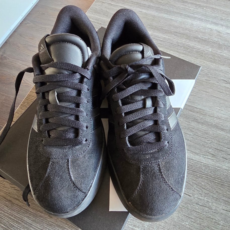 Nieuwe zwarte Adidas sportswear - Maat 41, Adidas, Nieuw, Ophalen of Verzenden, Sportschoenen